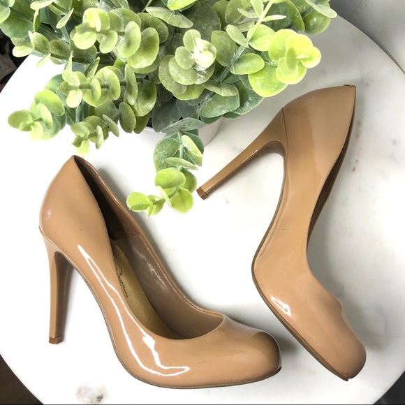 Jessica Simpson Shoes - Taupe Jessica Simpson Heels Size 6.5